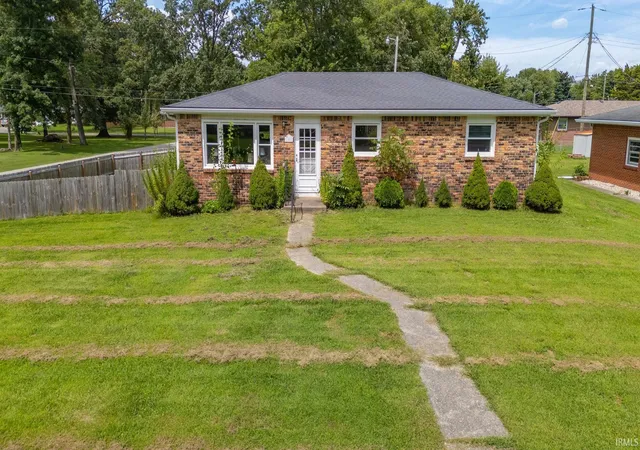 Photo 1 of Manufactured home for sale at 1000 White Dr, New Castle, IN 47362 | MLS# 202633924 | Listing updated on 2026-09-10