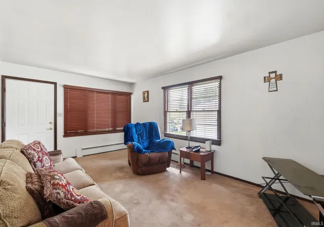 Photo 2 of Sale Pending at 5028 Hoagland Ave, Fort Wayne, IN 46807 | MLS# 202633926 | Listing updated on 2026-08-22
