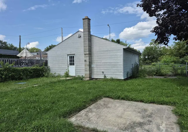Photo 3 of Sale Pending at 148 W Marion St, Mishawaka, IN 46545 | MLS# 202633936 | Listing updated on 2026-09-01