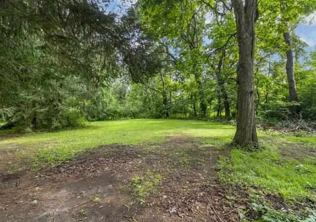 Photo 33 of Sale Pending at 29179 County Rd 10, Elkhart, IN 46514 | MLS# 202633961 | Listing updated on 2026-08-30