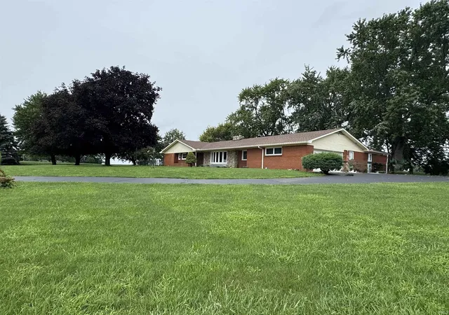 Photo 3 of Manufactured home for sale at 2158 E 400 North, Kokomo, IN 46901 | MLS# 202633969 | Listing updated on 2026-08-25