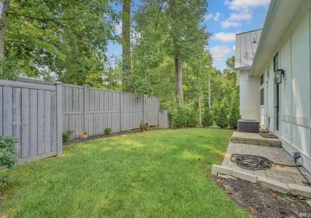 Photo 3 of Manufactured home for sale at 2104 E Woodstock Pl, Bloomington, IN 47401 | MLS# 202633970 | Listing updated on 2026-09-26