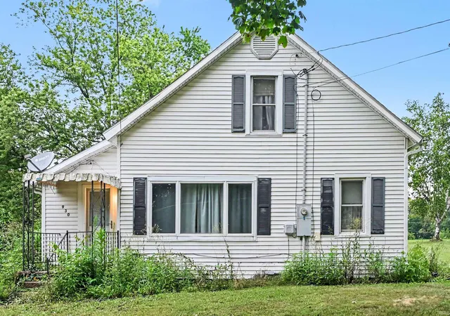 Photo 2 of Manufactured home for sale at 930 Erie St, Wabash, IN 46992 | MLS# 202633975 | Listing updated on 2026-08-31