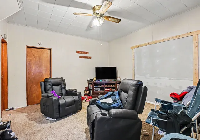 Photo 4 of Manufactured home for sale at 930 Erie St, Wabash, IN 46992 | MLS# 202633975 | Listing updated on 2026-08-31