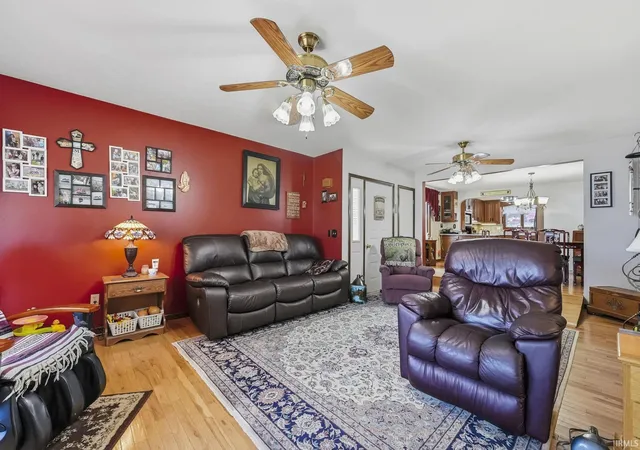 Photo 3 of Manufactured home for sale at 6601 E Harrold Rd, Churubusco, IN 46723 | MLS# 202633979 | Listing updated on 2026-09-26