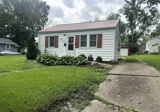 Photo 2 of Sale Pending at 3430 Harvester Ave, Fort Wayne, IN 46803 | MLS# 202633980 | Listing updated on 2026-09-18