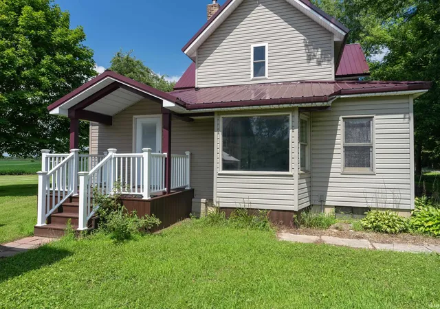 Photo 2 of Manufactured home for sale at 7177 W 100 North, Rochester, IN 46975 | MLS# 202633982 | Listing updated on 2026-08-20