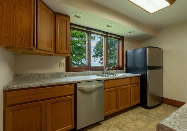Photo 3 of Manufactured home for sale at 7177 W 100 North, Rochester, IN 46975 | MLS# 202633982 | Listing updated on 2026-08-20