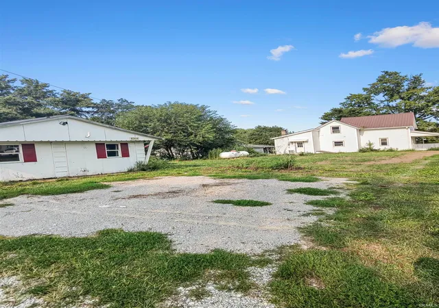 Photo 32 of Manufactured home for sale at 101 W Walnut St, Wingate, IN 47994 | MLS# 202633986 | Listing updated on 2026-08-20