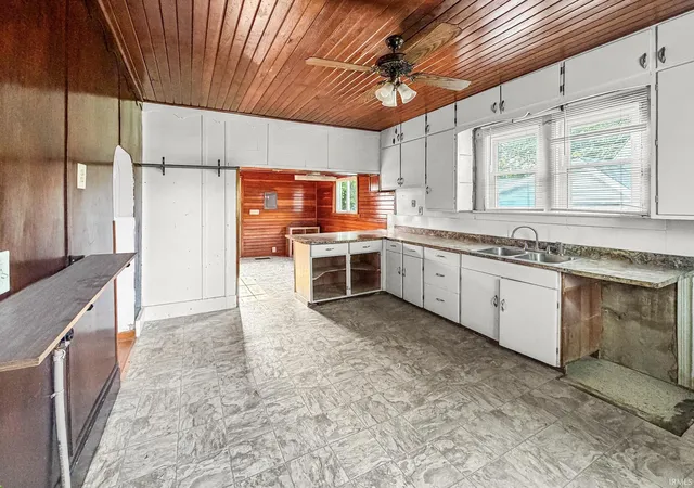 Photo 3 of Manufactured home for sale at 101 W Walnut St, Wingate, IN 47994 | MLS# 202633986 | Listing updated on 2026-08-20