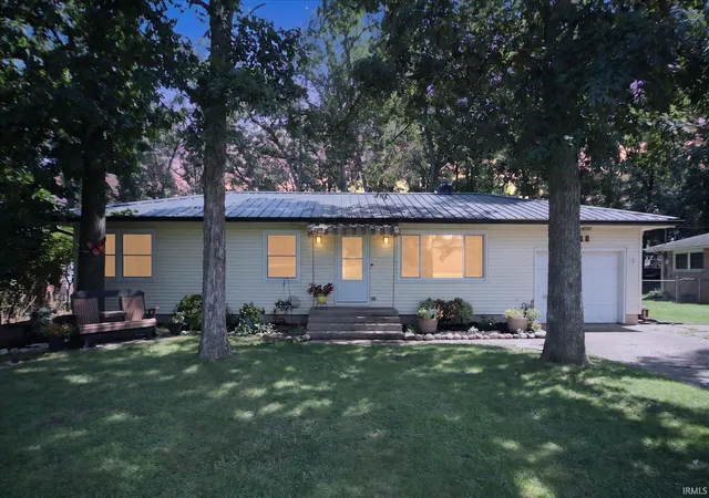 Photo 1 of Sale Pending at 318 N Beech Rd, Osceola, IN 46561 | MLS# 202633992 | Listing updated on 2026-08-20