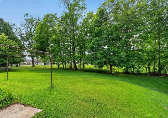 Photo 3 of Manufactured home for sale at 2251 Laurelwood Dr, Warsaw, IN 46580 | MLS# 202633997 | Listing updated on 2026-08-20