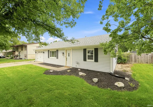 Photo 3 of Sale Pending at 1408 W Boulevard, Kokomo, IN 46902 | MLS# 202634010 | Listing updated on 2026-09-05