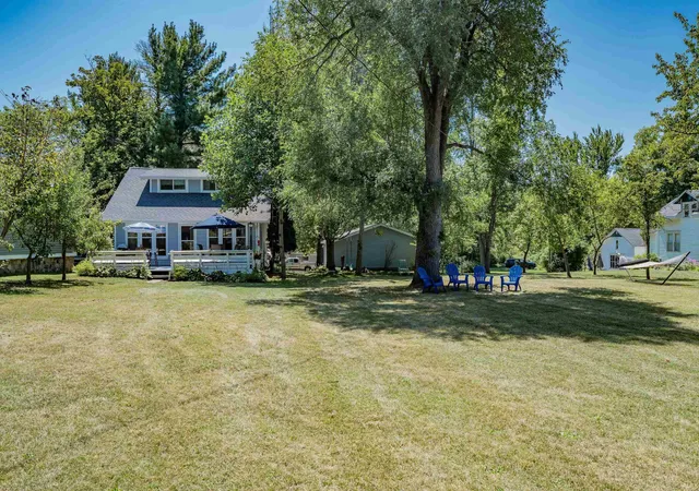 Photo 3 of Sale Pending at 224 Outer Dr, Fremont, IN 46737 | MLS# 202634013 | Listing updated on 2026-08-24