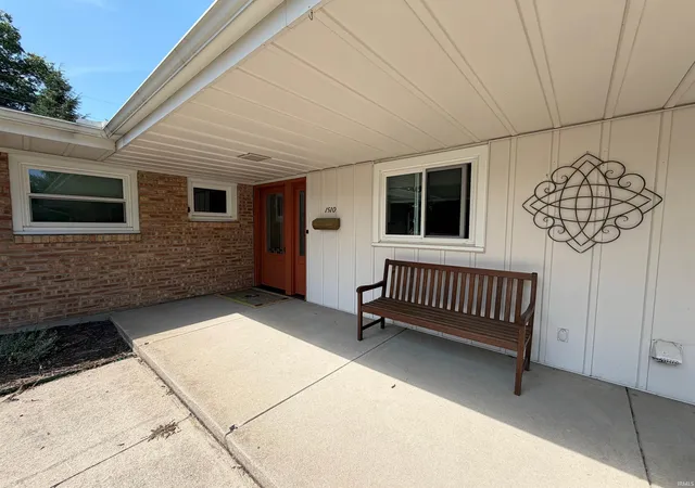 Photo 2 of Manufactured home for sale at 1510 Springbrook Dr, Elkhart, IN 46514 | MLS# 202634020 | Listing updated on 2026-09-15