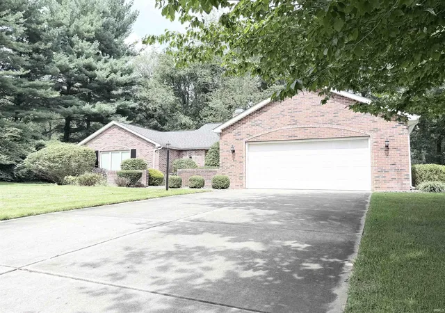 Photo 2 of Manufactured home for sale at 20711 Windrush Ct, South Bend, IN 46614 | MLS# 202634023 | Listing updated on 2026-09-15