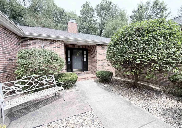 Photo 4 of Sale Pending at 20711 Windrush Ct, South Bend, IN 46614 | MLS# 202634023 | Listing updated on 2026-10-07