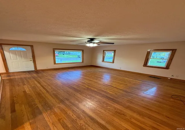 Photo 4 of Sale Pending at 202 Dewey Ave, Washington, IN 47501 | MLS# 202634028 | Listing updated on 2026-09-02