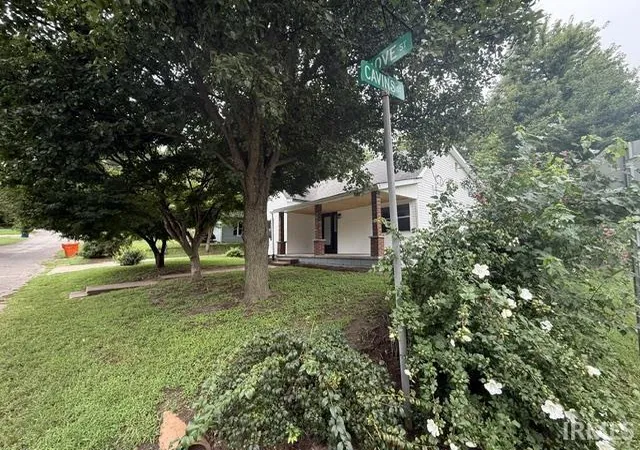 Photo 2 of Manufactured home for sale at 240 E Grove St, Bloomfield, IN 47424 | MLS# 202634035 | Listing updated on 2026-08-31