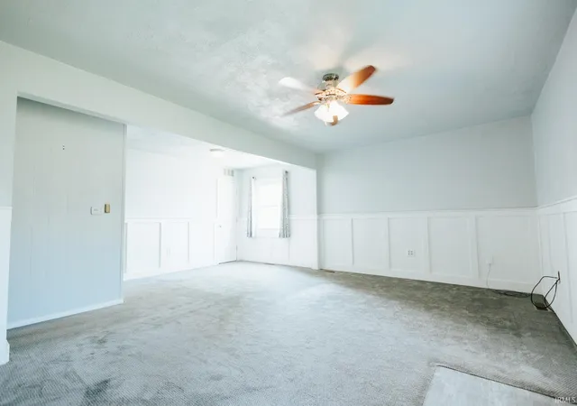 Photo 2 of Manufactured home for sale at 4331 Stratford Rd, Evansville, IN 47710 | MLS# 202634044 | Listing updated on 2026-08-25