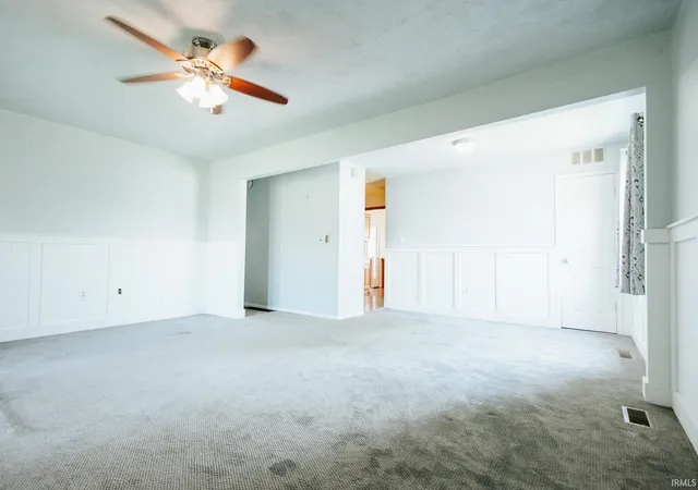 Photo 3 of Manufactured home for sale at 4331 Stratford Rd, Evansville, IN 47710 | MLS# 202634044 | Listing updated on 2026-08-25