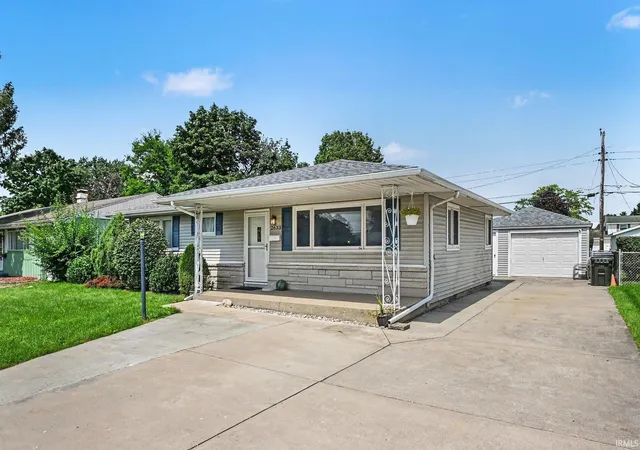 Photo 3 of Manufactured home for sale at 2633 Edison Rd, South Bend, IN 46615 | MLS# 202634055 | Listing updated on 2026-09-15