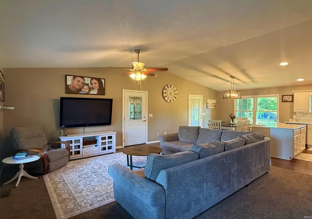 Photo 2 of Sale Pending at 13 Ter Park Dr, Washington, IN 47501 | MLS# 202634060 | Listing updated on 2026-08-31