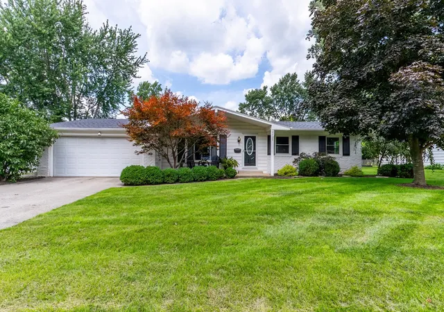 Photo 1 of Manufactured home for sale at 2727 Roscommon Dr, Fort Wayne, IN 46805 | MLS# 202634069 | Listing updated on 2026-09-08