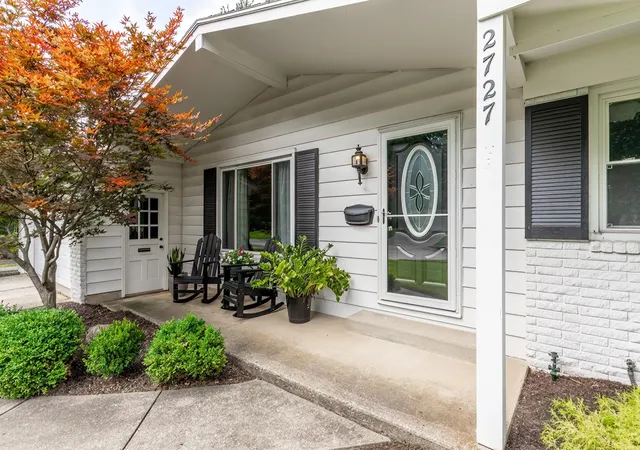 Photo 3 of Manufactured home for sale at 2727 Roscommon Dr, Fort Wayne, IN 46805 | MLS# 202634069 | Listing updated on 2026-09-08