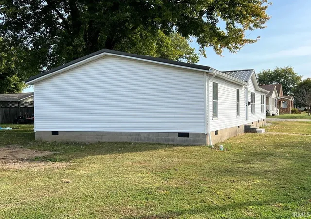 Photo 3 of Manufactured home for sale at 704 E 1st Street, Huntingburg, IN 47542 | MLS# 202634074 | Listing updated on 2026-08-21