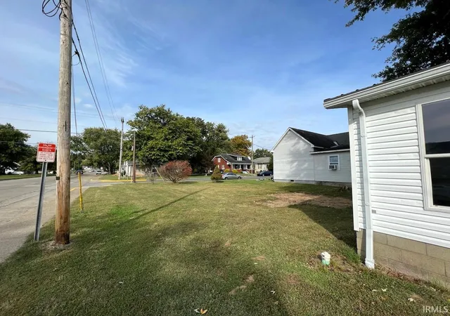 Photo 4 of Manufactured home for sale at 704 E 1st Street, Huntingburg, IN 47542 | MLS# 202634074 | Listing updated on 2026-08-21