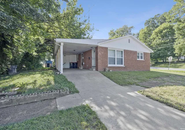 Manufactured home for sale at 831 Mill St, Mount Vernon, IN 47620 | MLS# 202634084