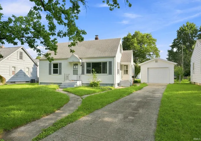 Photo 1 of Sale Pending at 910 Jackson Blvd, Rochester, IN 46975 | MLS# 202634086 | Listing updated on 2026-09-10