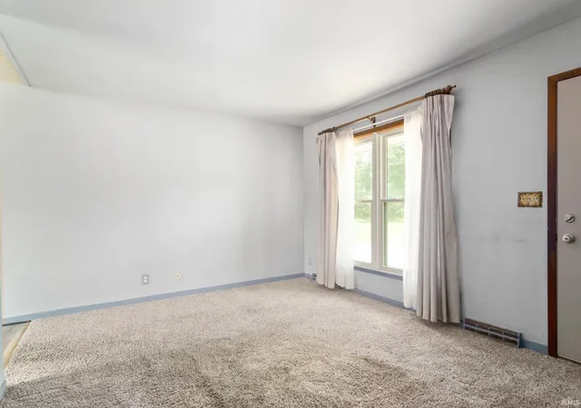 Photo 3 of Manufactured home for sale at 10910 Saint Wendel Rd, Evansville, IN 47720 | MLS# 202634087 | Listing updated on 2026-09-01