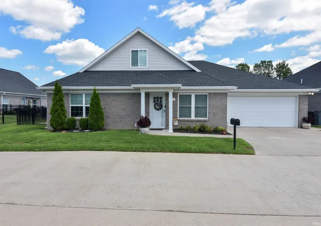 Condo for sale at 2543 Pecan Tr, Evansville, IN 47715 | MLS# 202634089
