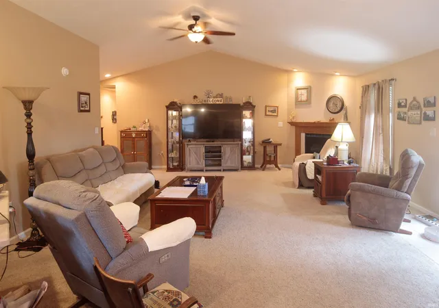 Photo 3 of Manufactured home for sale at 7844 Pauley Ct, Russiaville, IN 46979 | MLS# 202634094 | Listing updated on 2026-09-21