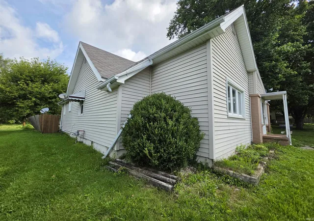 Photo 4 of Manufactured home for sale at 709 E Sherman St, Marion, IN 46952 | MLS# 202634099 | Listing updated on 2026-10-02