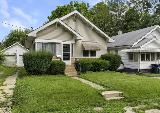Photo 2 of Manufactured home for sale at 1310 E Washington St, Frankfort, IN 46041 | MLS# 202634101 | Listing updated on 2026-08-20