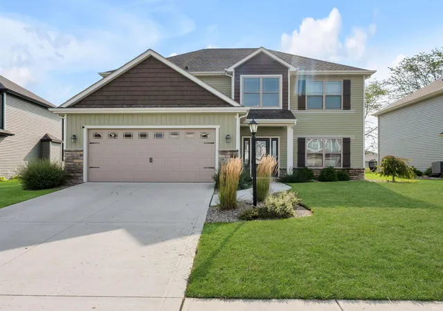 Photo 2 of Manufactured home for sale at 17388 Sonic Ct, Huntertown, IN 46748 | MLS# 202634103 | Listing updated on 2026-09-18