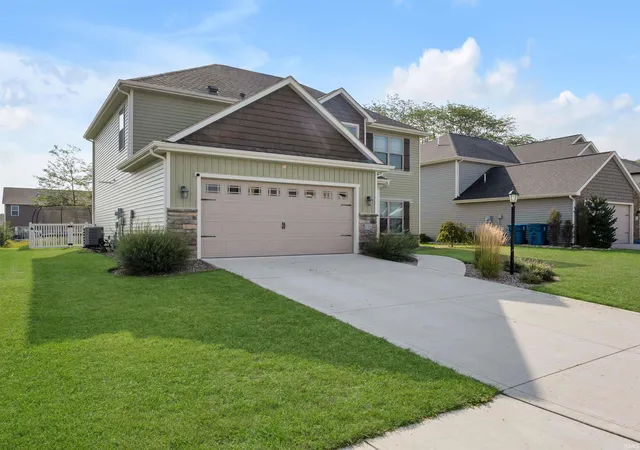 Photo 3 of Manufactured home for sale at 17388 Sonic Ct, Huntertown, IN 46748 | MLS# 202634103 | Listing updated on 2026-09-18