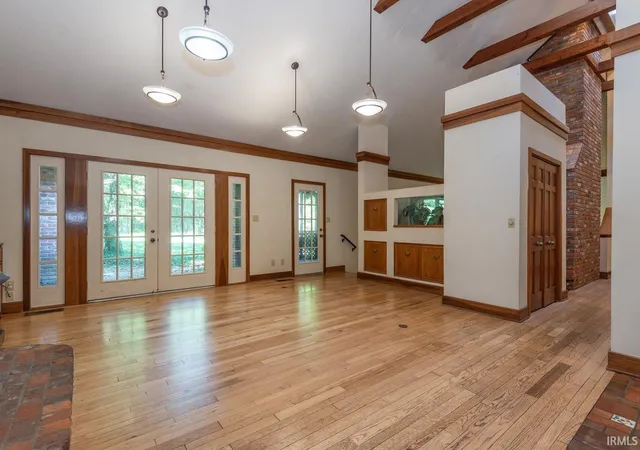 Photo 4 of Manufactured home for sale at 3801 N Bittersweet Dr, Bloomington, IN 47408 | MLS# 202634104 | Listing updated on 2026-10-07