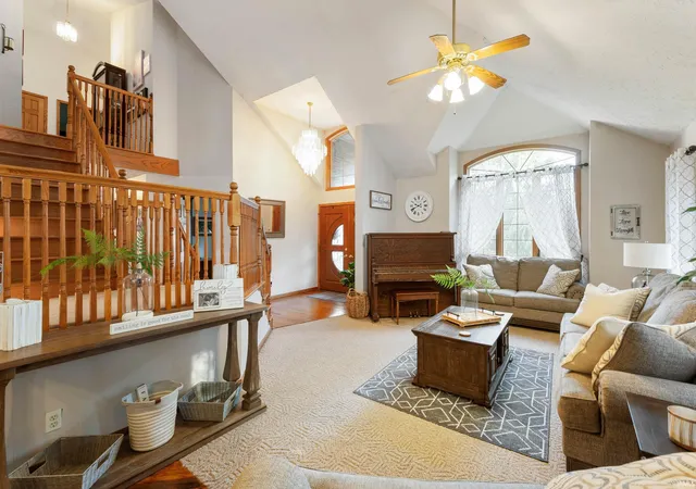 Photo 5 of Manufactured home for sale at 11817 E Edgewater Rd, Albany, IN 47320 | MLS# 202634118 | Listing updated on 2026-08-20