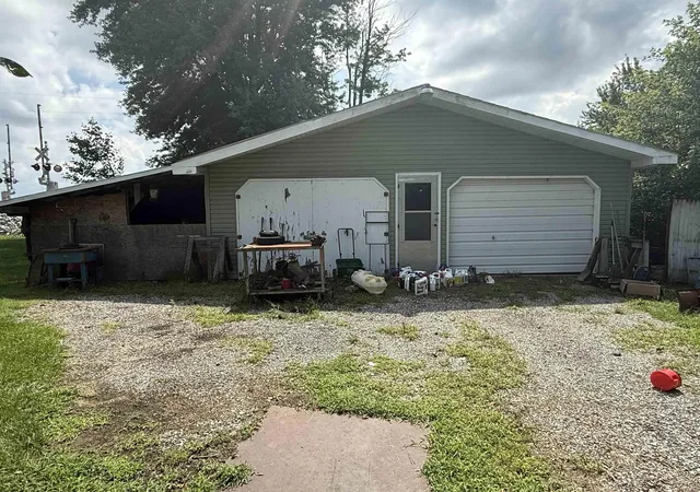 Photo 3 of Sale Pending at 996 East 900 N, Burrows, IN 46916 | MLS# 202634124 | Listing updated on 2026-09-15