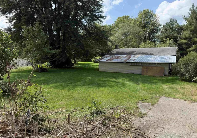 Photo 3 of Sale Pending at 996 East 900 N, Burrows, IN 46916 | MLS# 202634124 | Listing updated on 2026-09-15