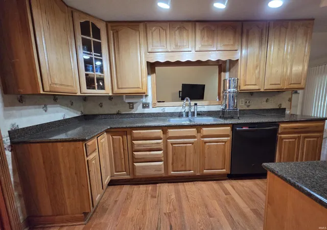Photo 4 of Manufactured home for sale at 2101 S Sievers Rd, Vincennes, IN 47591 | MLS# 202634130 | Listing updated on 2026-08-21