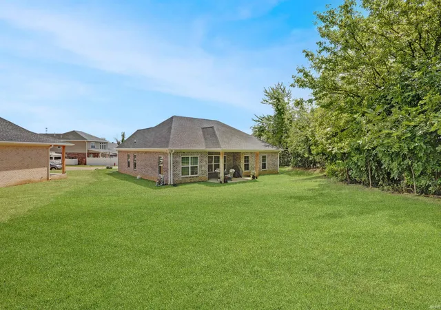 Photo 37 of Manufactured home for sale at 3581 Sand Dr, Newburgh, IN 47630 | MLS# 202634136 | Listing updated on 2026-09-07