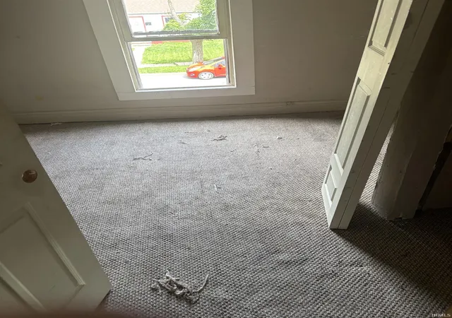 Photo 4 of Manufactured home for sale at 427 S Illinois St, South Bend, IN 46619 | MLS# 202634151 | Listing updated on 2026-09-14