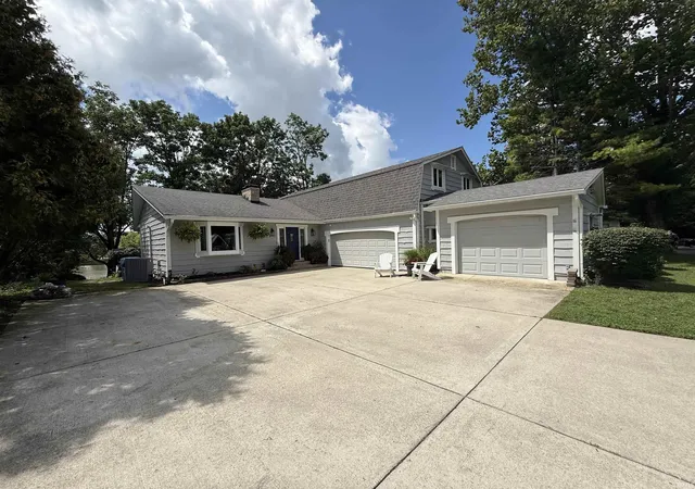 Photo 1 of Manufactured home for sale at 700 Iron Brg Rd, Cicero, IN 46034 | MLS# 202634168 | Listing updated on 2026-09-08