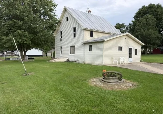 Photo 2 of Manufactured home for sale at 307 N Tolford St, Fremont, IN 46737 | MLS# 202634172 | Listing updated on 2026-08-22