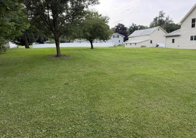 Photo 3 of Manufactured home for sale at 307 N Tolford St, Fremont, IN 46737 | MLS# 202634172 | Listing updated on 2026-08-22